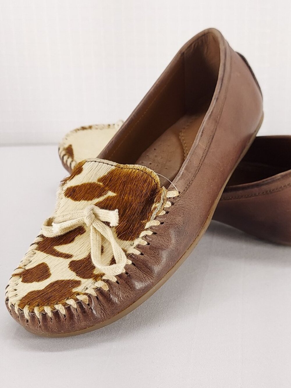 Roper Lilly Cow Print Hair on Vamp Burnished Leather Western Moccasins
